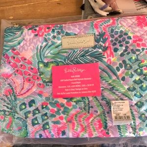 Lilly Pulitzer quilted pouch.